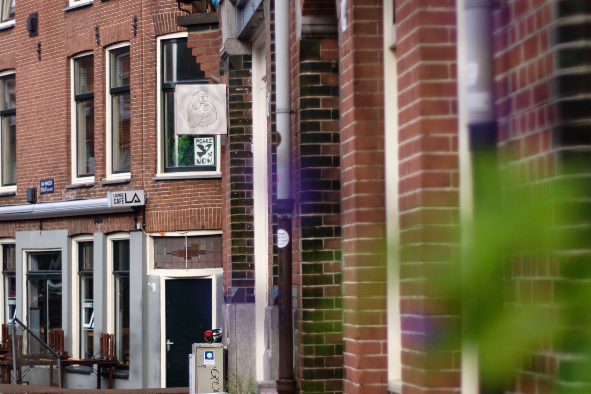 Zažijte babí léto v Amsterdamu. 6 tipů, kam na výběrovou kávu